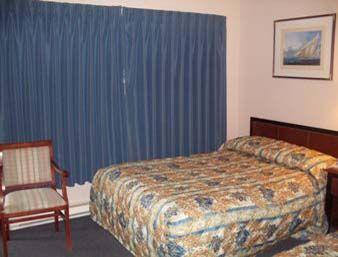 Howard Johnson Inn Midland Esterno foto