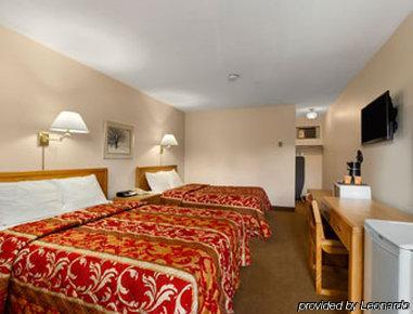 Howard Johnson Inn Midland Esterno foto